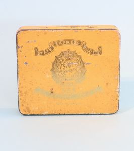 Vintage State Express 555 Cigarettes Metal Box
