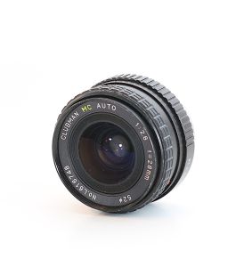 Clubman MC AUTO 1:2.8 f=28mm Camera Lens