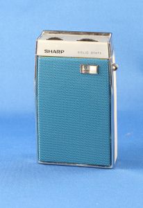 Vintage Sharp Solid State AM Radio Model BP-110