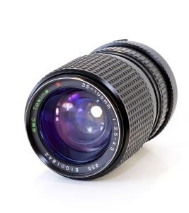 RMC Tokina 35-105mm 1:3.5-4.3 Camera Lens